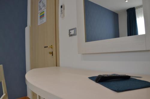 Hostal Affittacamere Torre Lapillo
