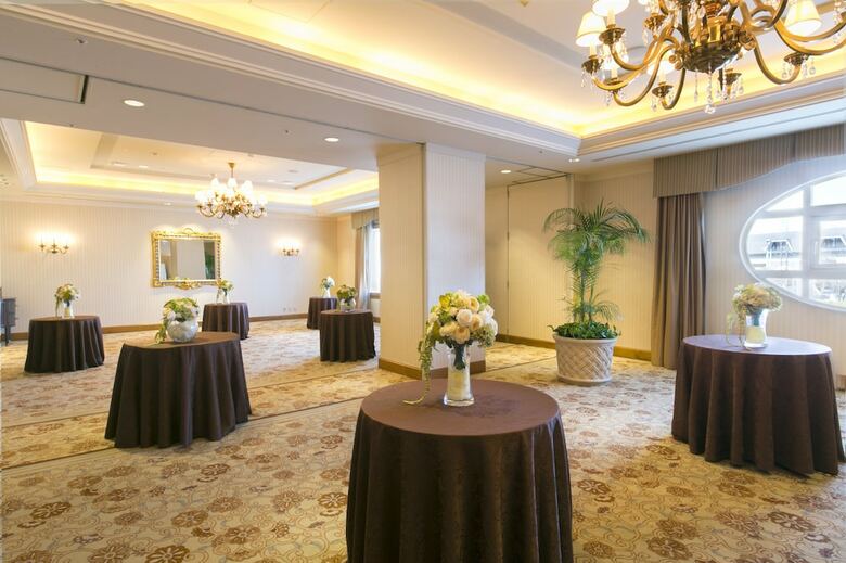 Hotel Grand Tiara Anjo