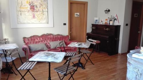 Hostal La Corte Room & Breakfast
