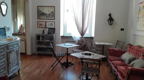 Hostal La Corte Room & Breakfast