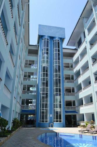 Cowrie Beach Studio Apartment