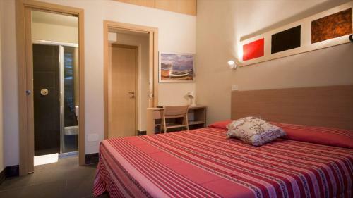 Hostal La Sella Del Diavolo