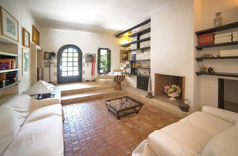 Villa Pignatelli