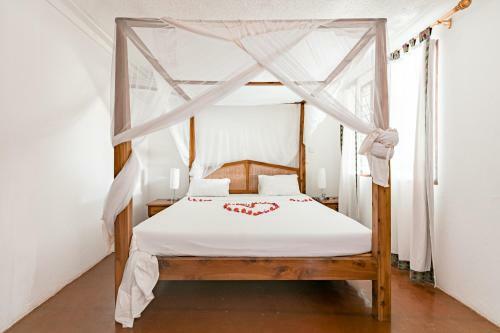 Malaika Beach Villas