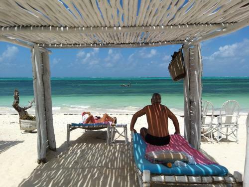 Malaika Beach Villas