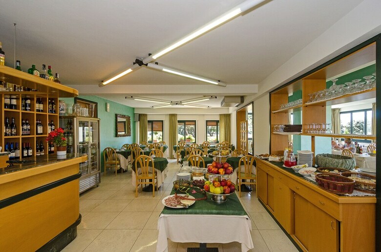 Hotel Paris