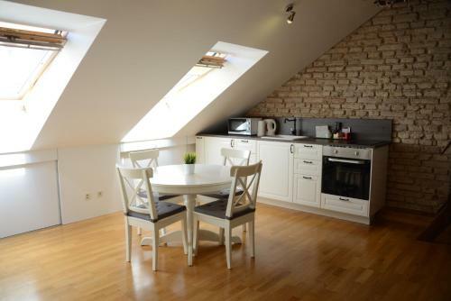 Old Town Traku Street Apartment