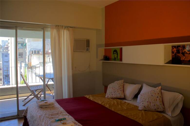 Hostal Florida Suites