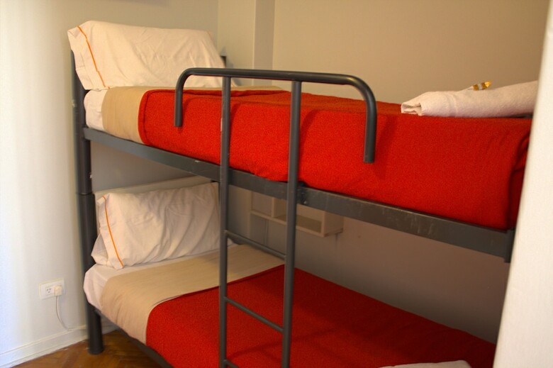 Hostal Florida Suites