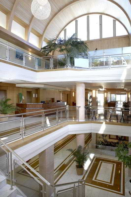 Hotel Thalassa Beach Resort