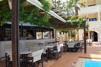 Apartamentos Sunny Suites
