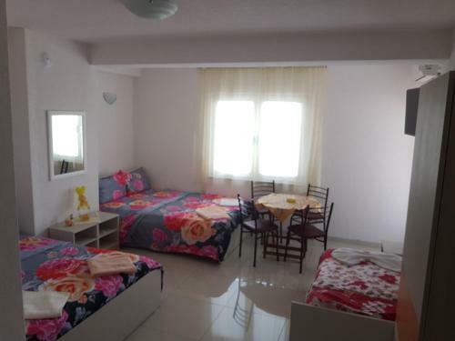 Apartments Antigona