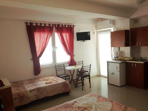 Apartments Antigona