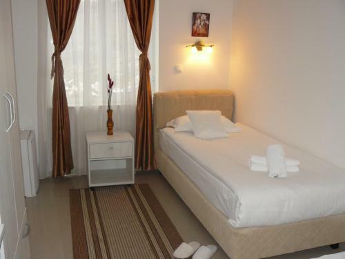 Hostal Guesthouse Evro Set