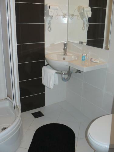 Hostal Guesthouse Evro Set