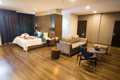 Goldenbay Hotel