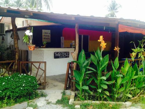 Hostal Two Peace House