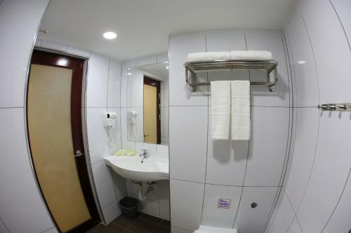 City Garden Hotel