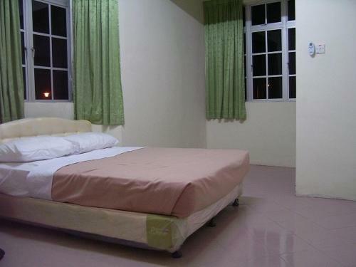 Pearl Villa Hotel & Resort