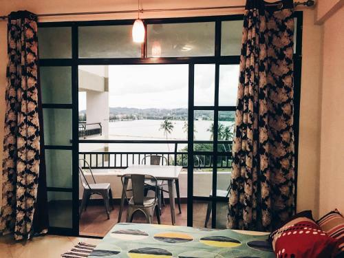 Faridah Apartment At Marina Heights