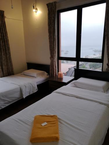 Apartamentos Marimari Marina Service Condo