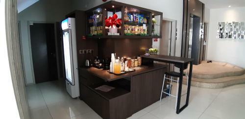 The Square Hotel
