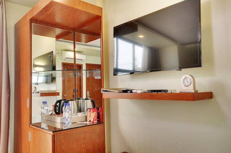 Hostal Unima Grand