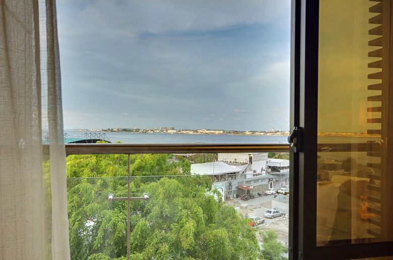 Hostal Unima Grand