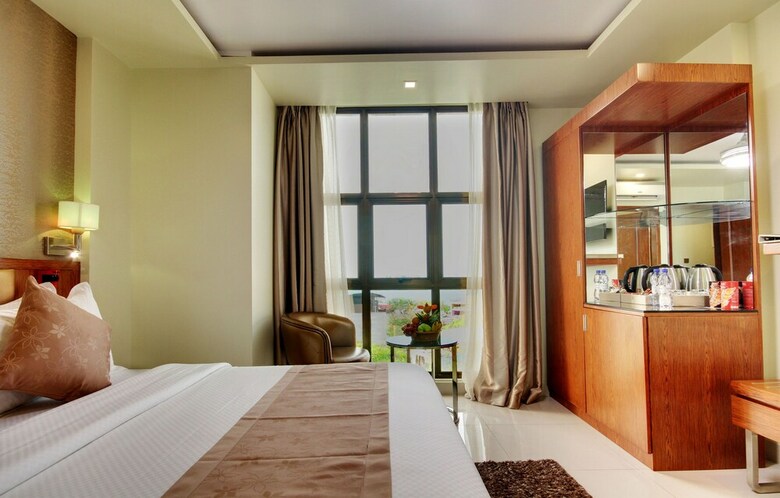 Hostal Unima Grand