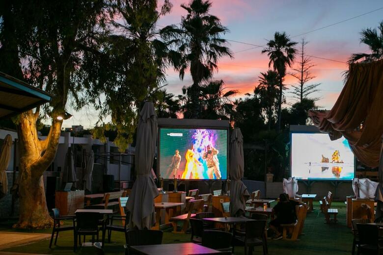 Beach Garden Hotel