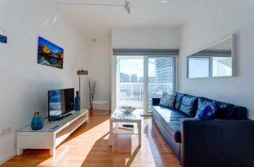 Apartment With Stunning Seaviews