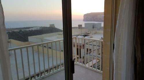 Palm Court Apartment