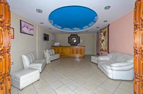 Albergue Hostal �ngeles Bed And Breakfast