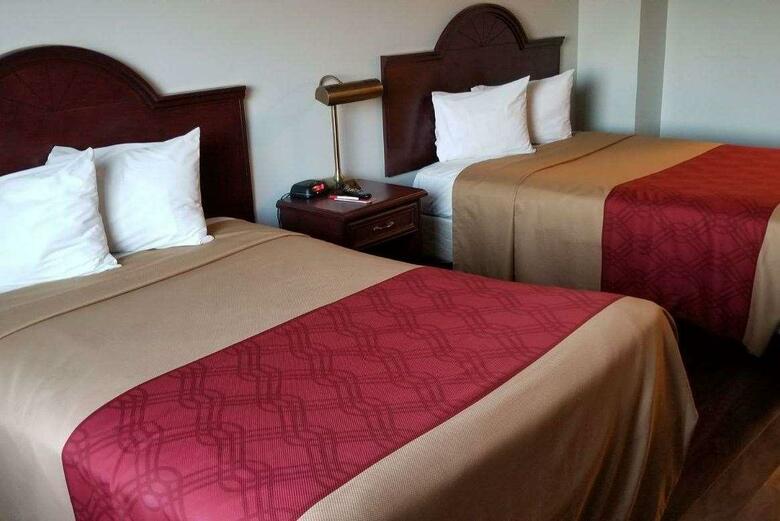 Hotel Econo Lodge Aeroport