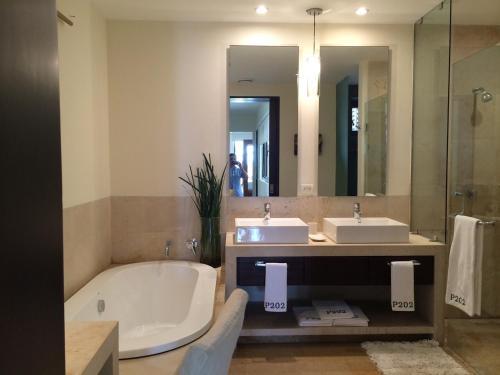 Apartamento Los Veneros Beachfront Luxury Residences