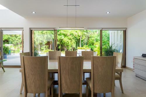 Casa Ave, Luxury & Resort Living
