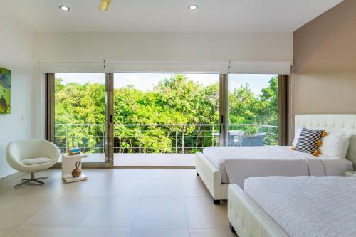 Casa Ave, Luxury & Resort Living
