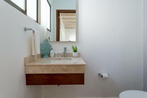 Casa Ave, Luxury & Resort Living