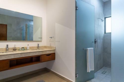 Casa Ave, Luxury & Resort Living