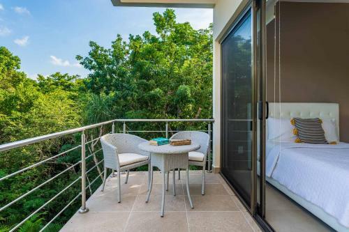 Casa Ave, Luxury & Resort Living
