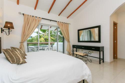 Villa Mayamar Rose By Moskito