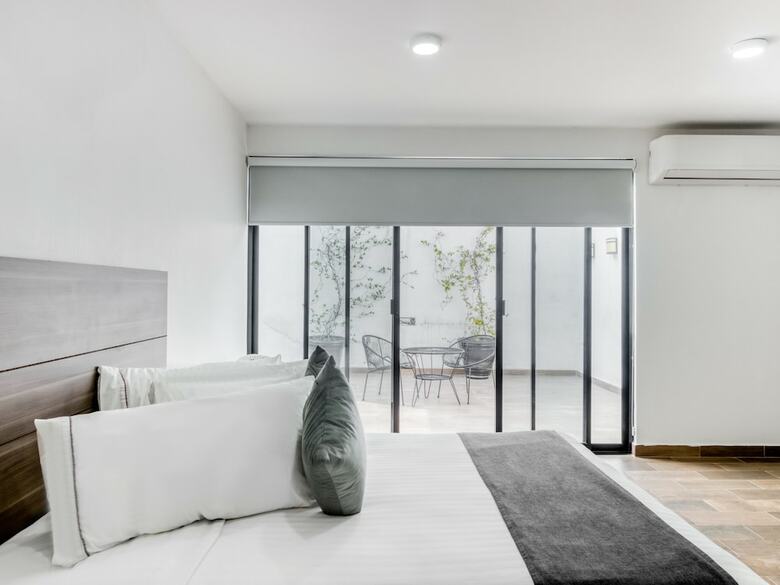 Vn Hotel