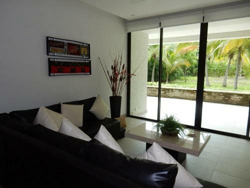 Apartamento La Isla Gran Cayman 904