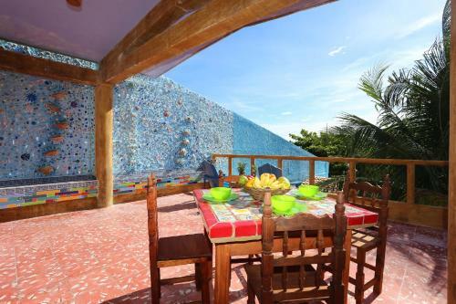 El Milagro Beach Hotel And Marina