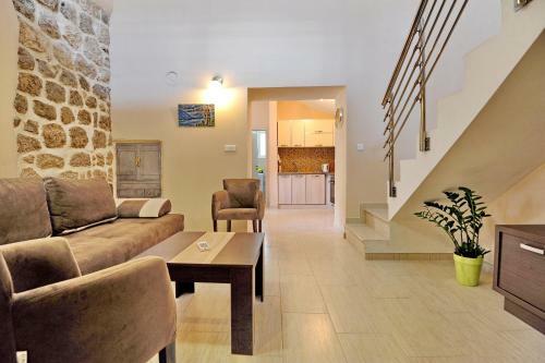 Apartamentos Ave R