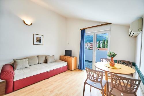 Apartments Mont