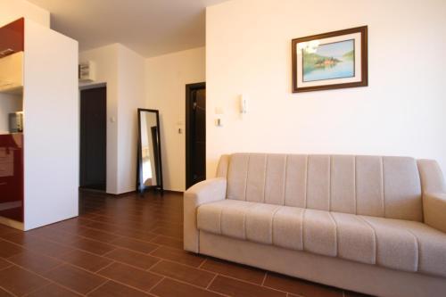 Apartment Gosposhtina 219