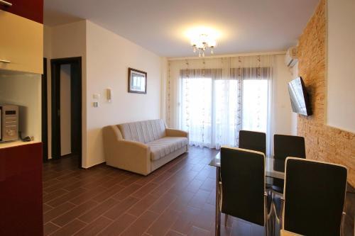 Apartment Gosposhtina 219