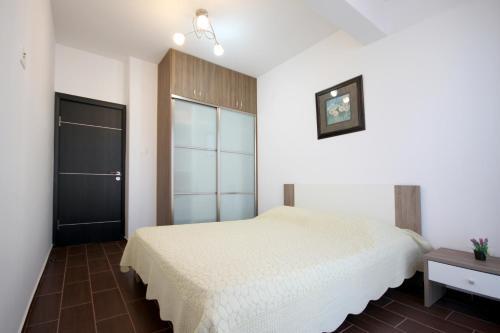 Apartment Gosposhtina 219