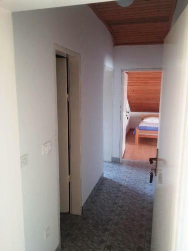 Apartments Danilo